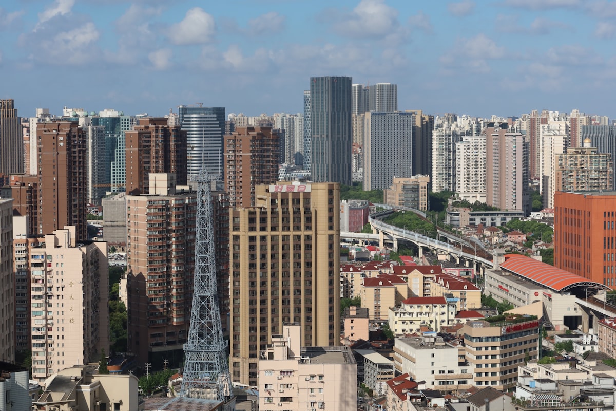 a city with many buildings